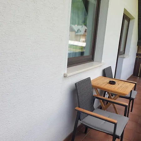 Apartma Marzic *