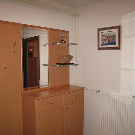 Apartma Marzic *